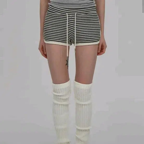[BUNJANG] Black Up Lucio Stripe Swim Shorts / 블랙업 루시오 스트라이프 스윔 숏팬츠