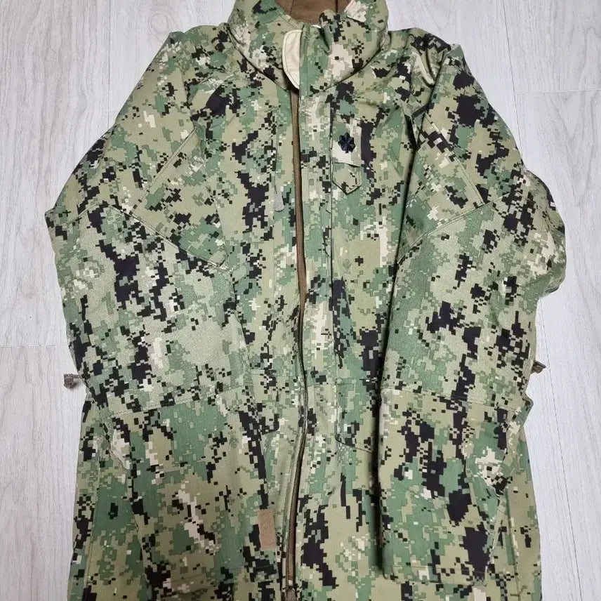 [BUNJANG] US Navy SEALs AOR2 GORE-TEX Jacket with Liner (Small Regular) / 미군 네이비씰 AOR2 고어텍스 자켓&내피포함 스몰 레귤러 새제품급 판매합니다