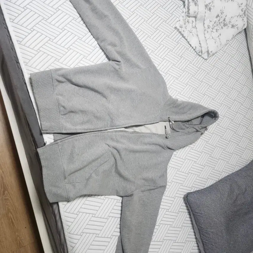 [BUNJANG] TOPI L Oversized Grey Hoodie Zip-Up / 토피 L 오버핏 회색 후드 집업
