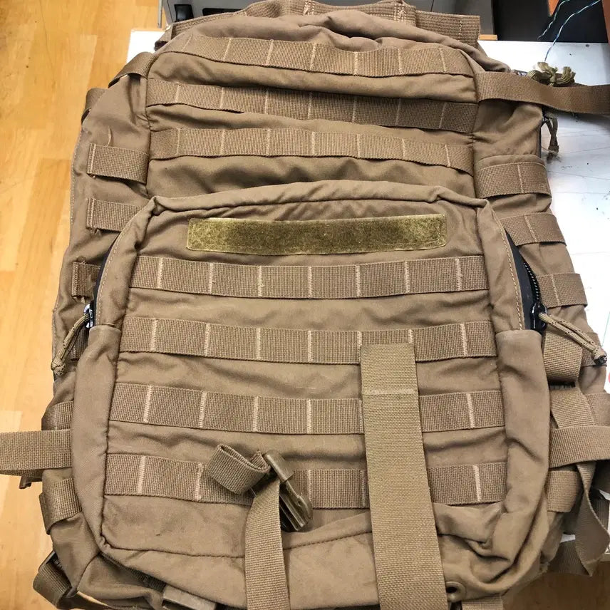 [BUNJANG] USMC FILBE 35L Assault Tactical Backpack (Mystery Ranch - Coyote Brown) / 8월하계특가 미해병어썰트2.[가성비 B+급] 오리지널 미해병대 FILBE 35L 전술 배낭 109
