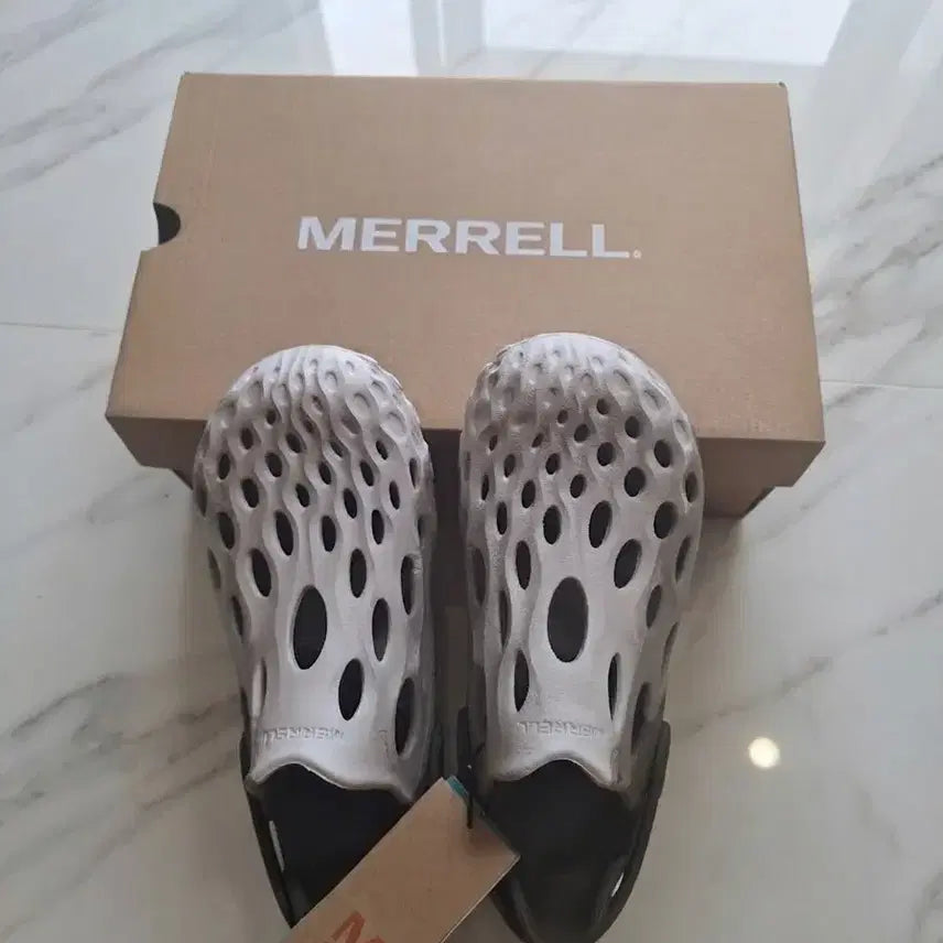 [BUNJANG] Merrell Hydro Moc Drift Sandals Black / (새제품) 머렐 하이드로 모크 드리프트 샌들 블랙 250~260