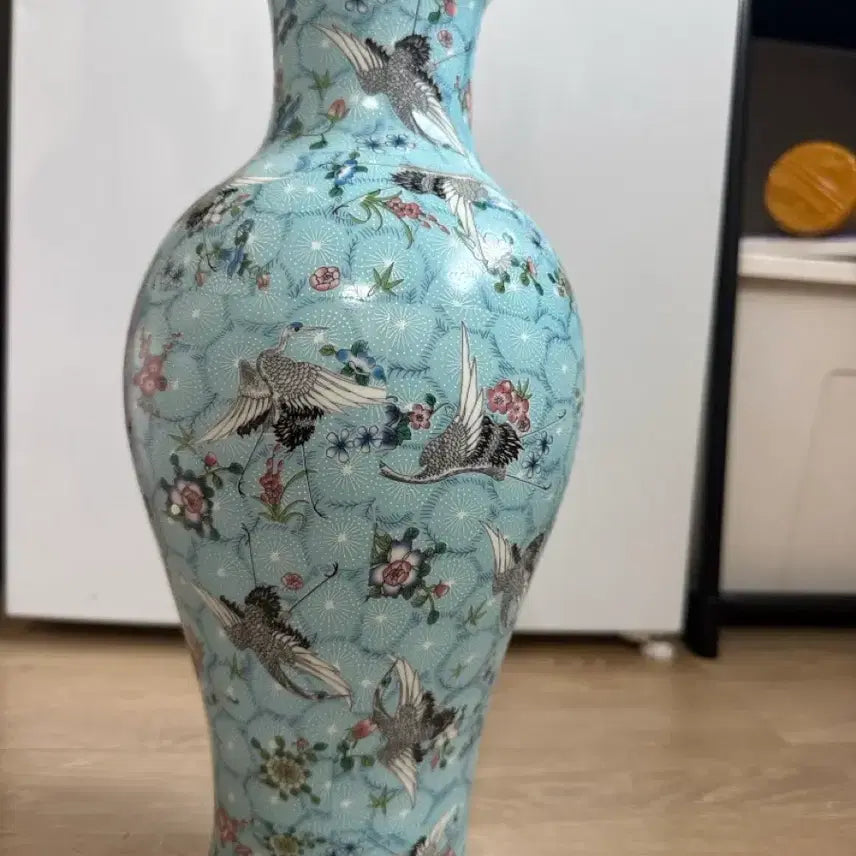 [BUNJANG] Celadon Porcelain Vase with Crane and Flower Motif / 청자색 학꽃무늬 도자기 화병