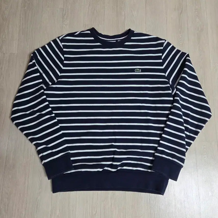 [BUNJANG] Lacoste Striped Sweatshirt Navy Size 4 / 라코스테 스트라이프 맨투맨 네이비 4사이즈