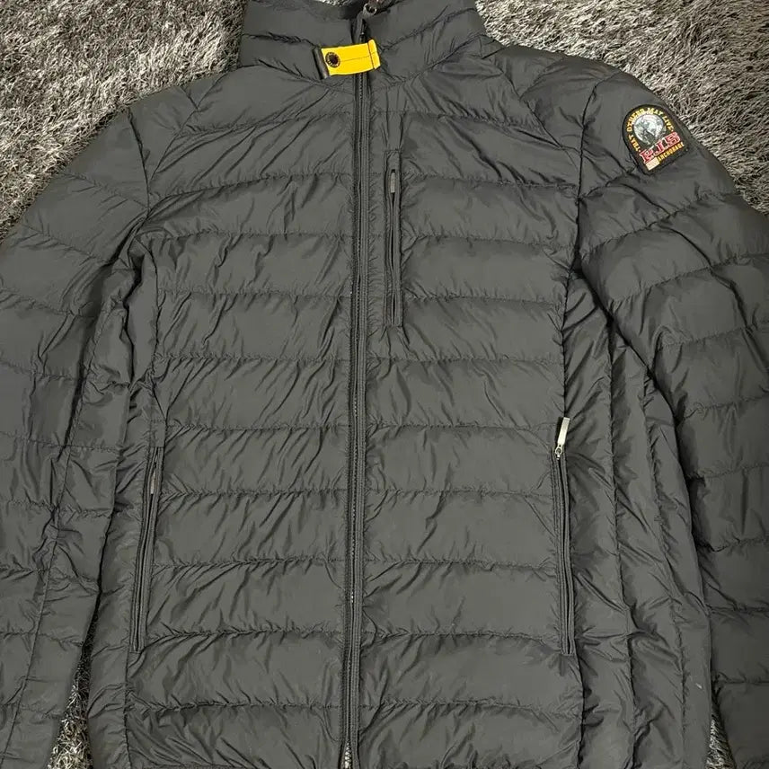 [BUNJANG] Parajumpers Lightweight Down Jacket & Stone Island Sweatshirt Set / 파라점퍼스 경량패딩/스톤아일랜드 맨투맨