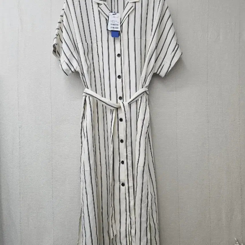 [BUNJANG] Olivia Hasler Ivory Stripe Long Shirt Dress / 새제품 올리비아하슬러  롱셔츠원피스 100(77~88)