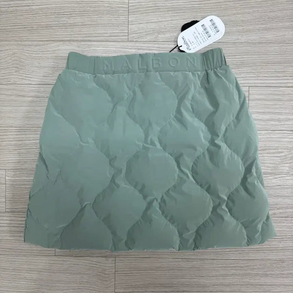 [BUNJANG] Malbon Golf Goose Down Padded Skirt 67 / (정품/새것) 말본골프 겨울 구스다운 패딩스커트 67