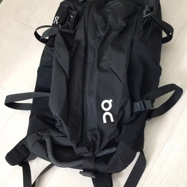 [BUNJANG] Onrunning 30L Backpack Black / 온러닝 백팩 블랙 30L
