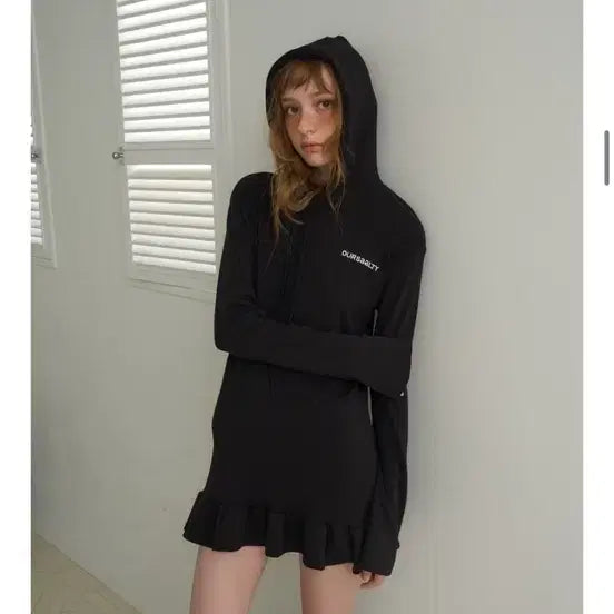 [BUNJANG] Our salty Wandering Frill Dress / 아우어솔티 후드원피스 wandering frill dress