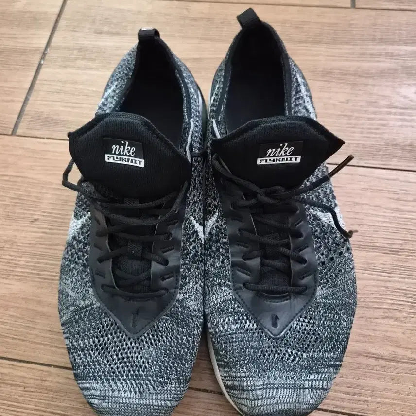 [BUNJANG] Nike Flyknit Sneakers Black / 나이키 플라이니트 운동화 블랙