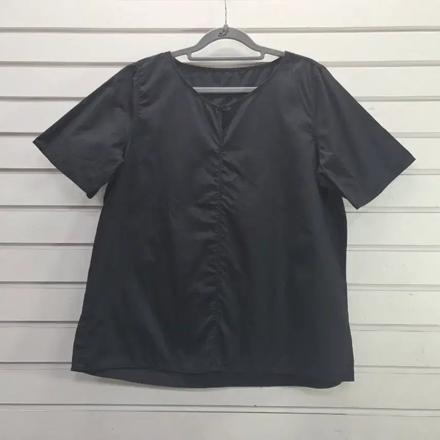 [BUNJANG] Briel Black Cotton Simple Blouse / 브리엘 블랙 면 심플 블라우스66/보물찾기천사