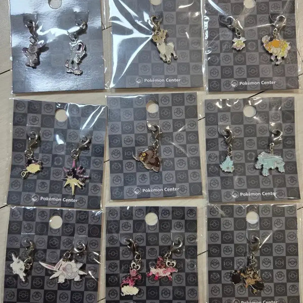 [BUNJANG] Pokemon Center National Pokedex Metal Charm Keychain (Sealed) / 포켓몬키링[미개봉]포켓몬센터 전국도감 메탈참 키링