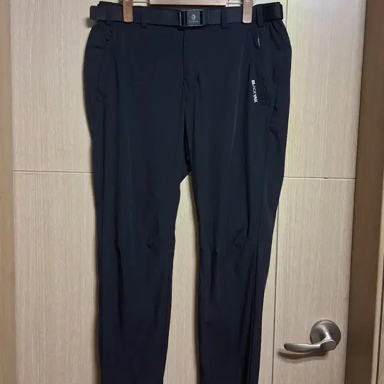 [BUNJANG] Black Yak Men's Pants (30-31 inch) / 남성용 블랙야크 바지 (30~31인치)