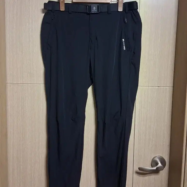 [BUNJANG] Black Yak Men's Pants (30-31 inch) / 남성용 블랙야크 바지 (30~31인치)