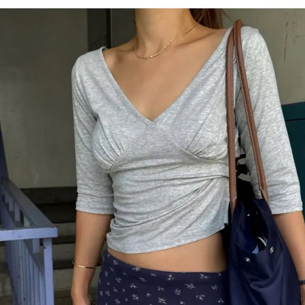 [BUNJANG] Wrap Design V-Neck Loose Fit Pintuck Shirring Short Sleeve 7-Part Sleeve T-Shirt / 랩 디자인 브이넥 루즈핏 핀터 셔링 반팔 7부 티셔츠