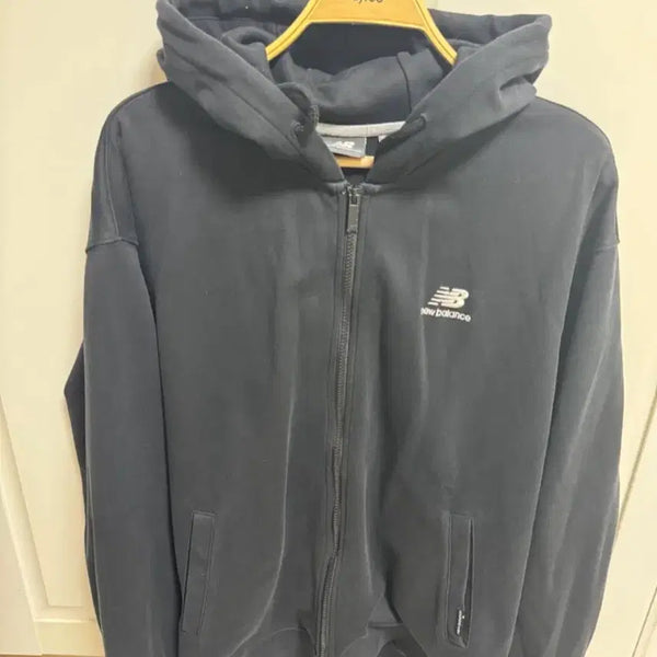 [BUNJANG] New Balance Black Hooded Zip-Up Jacket 2XL / 뉴발란스 후드집업