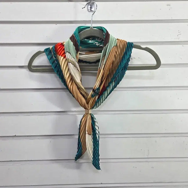 [BUNJANG] Flower Pattern Pleated Fabric Scarf / 플라워  주름원단  긴마름모형 스카프/보물찾기천사