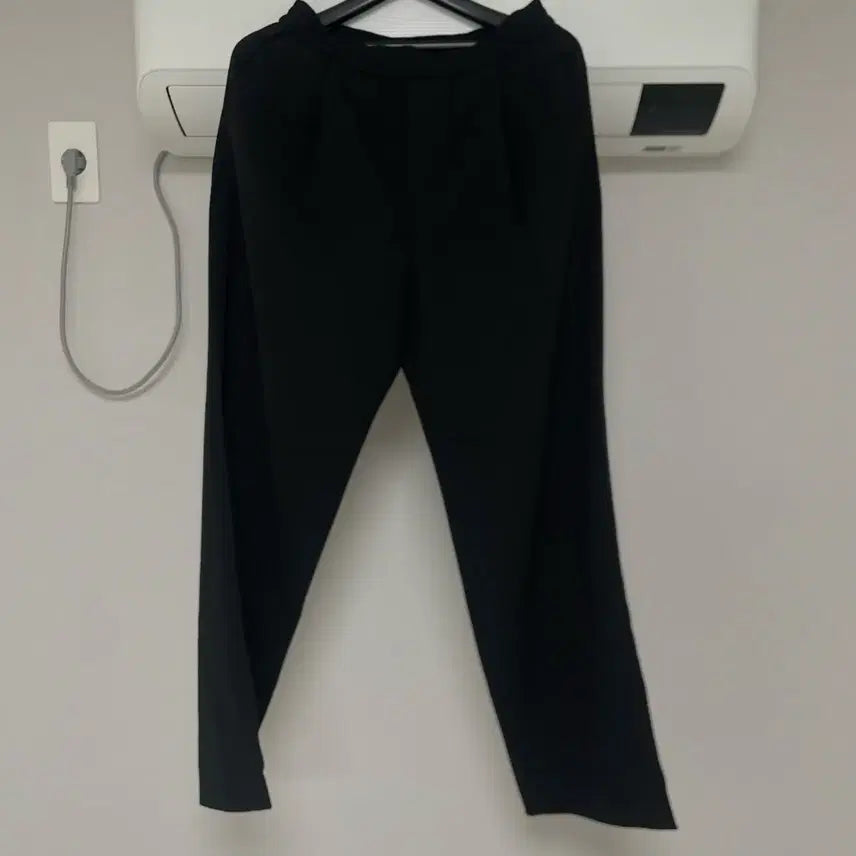 [BUNJANG] Musinsa Standard Linen-Like One-Tuck Wide Banding Pants Black Size 30 / 무신사스탠다드 린넨 라이크 원 턱 와이드 밴딩 팬츠 [블랙] 30사이즈