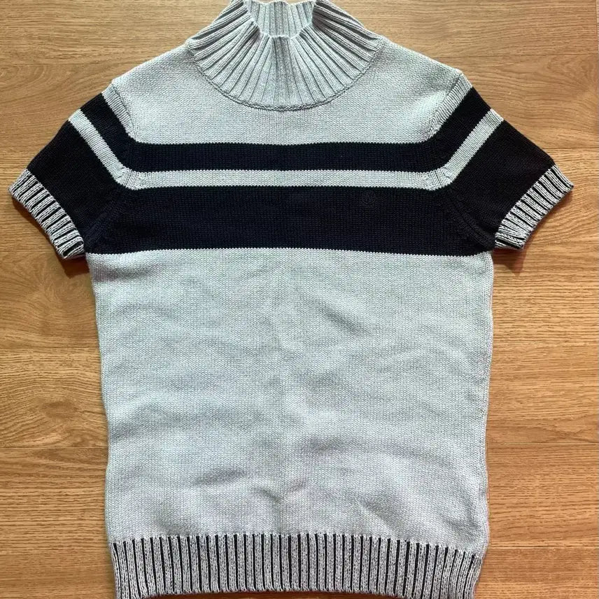 [BUNJANG] Sky Blue Knit Short Sleeve Top / 45 스카이블루 니트 반팔