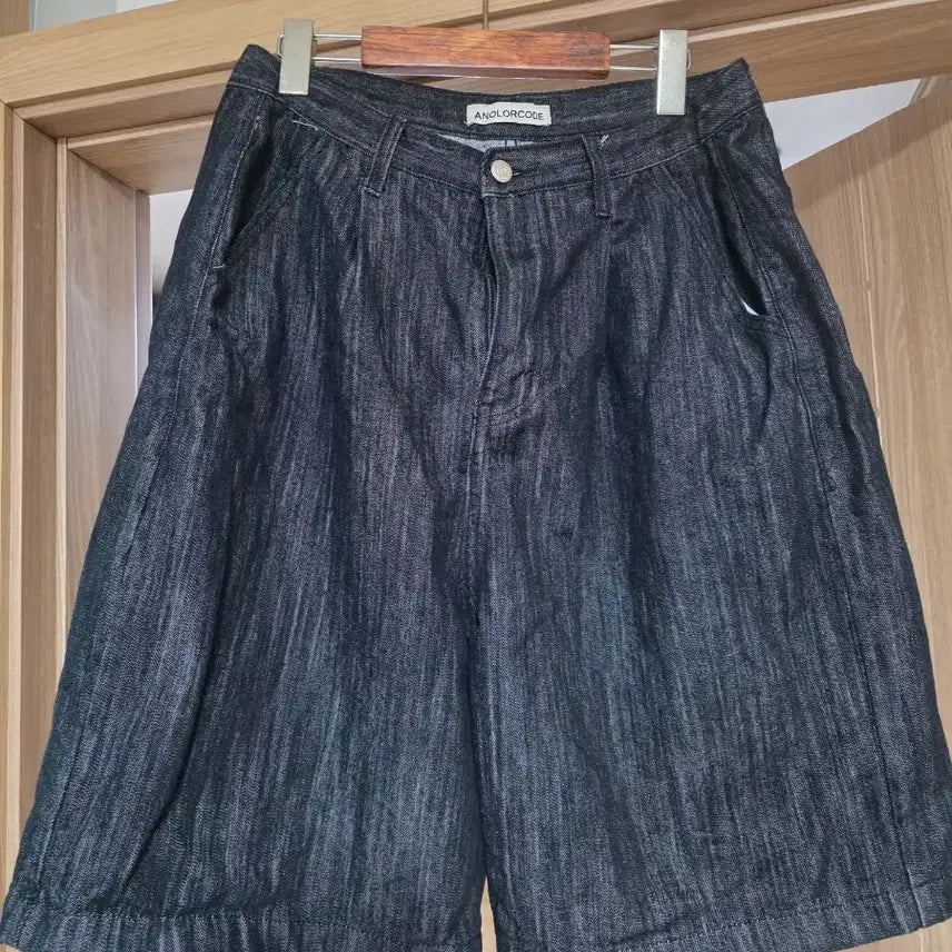 [BUNJANG] Unalloyed Code Bermuda Shorts / 어널러코드 버뮤다팬츠