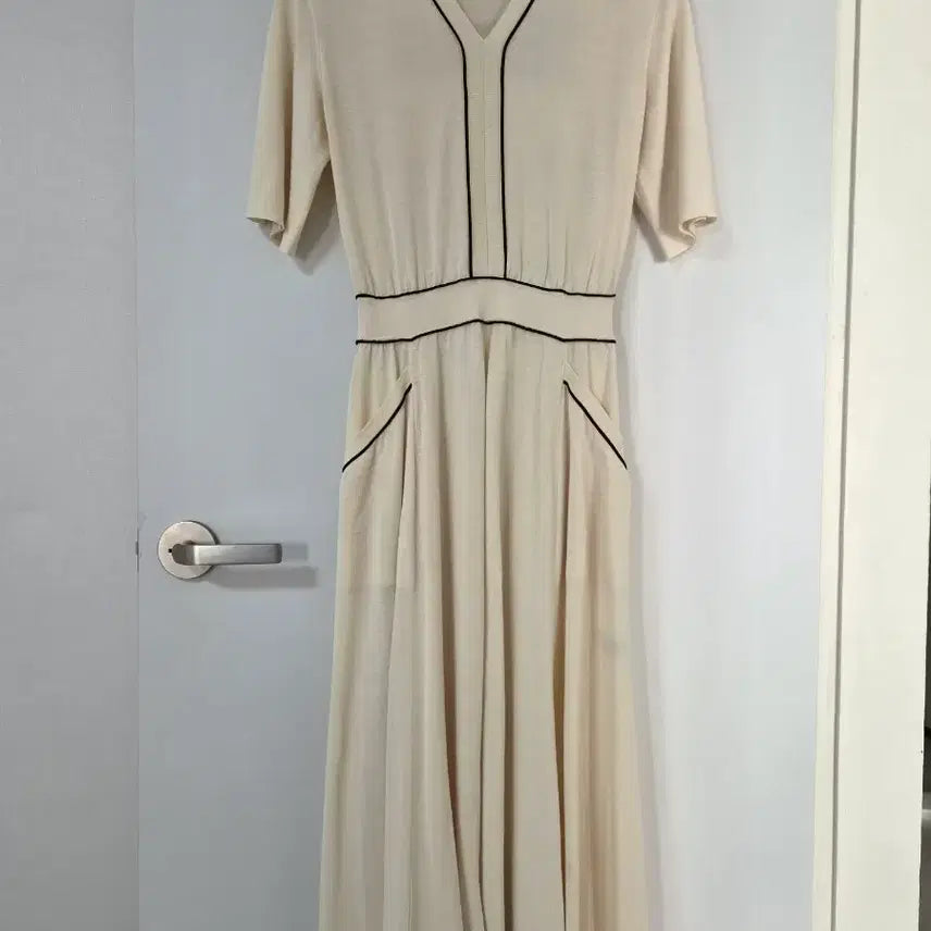 [BUNJANG] The Cashmere Knit Dress / 21ss 한섬 더 캐시미어 니트 원피스