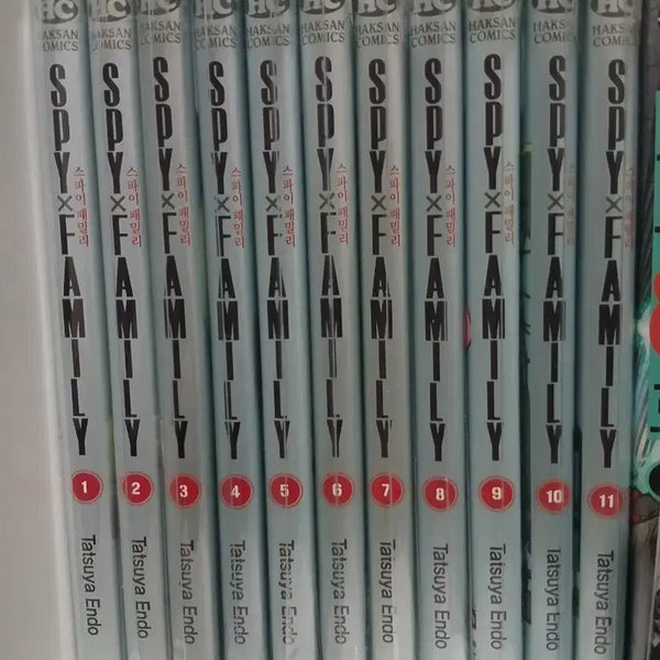 [BUNJANG] Spy x Family Complete Manga Set (Volumes 1-11) + "Family Portrait" Limited Edition / 스파이 패밀리 만화책 1~11 전권,가족의 초상 한정판 판매