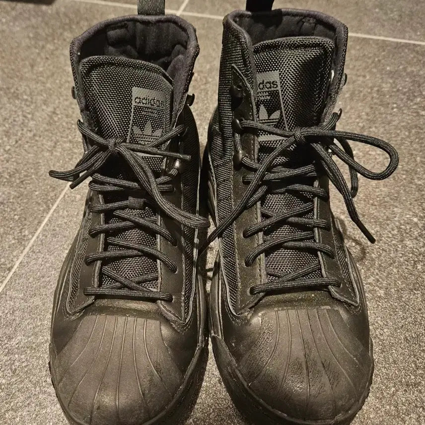 [BUNJANG] Adidas Black Superstar Millecon Boots Size 225 / 아디다스 블랙 슈퍼스타 밀렌콘 부츠 225사이즈