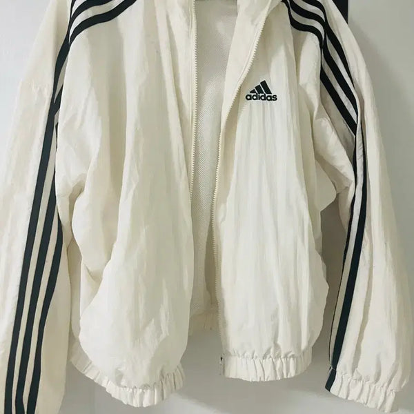 [BUNJANG] Adidas Windbreaker / 아디다스 바람막이