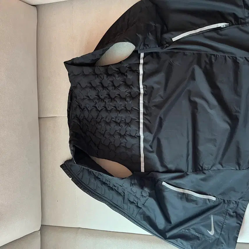 [BUNJANG] Aeroloft Vest Black / 에어로로프트