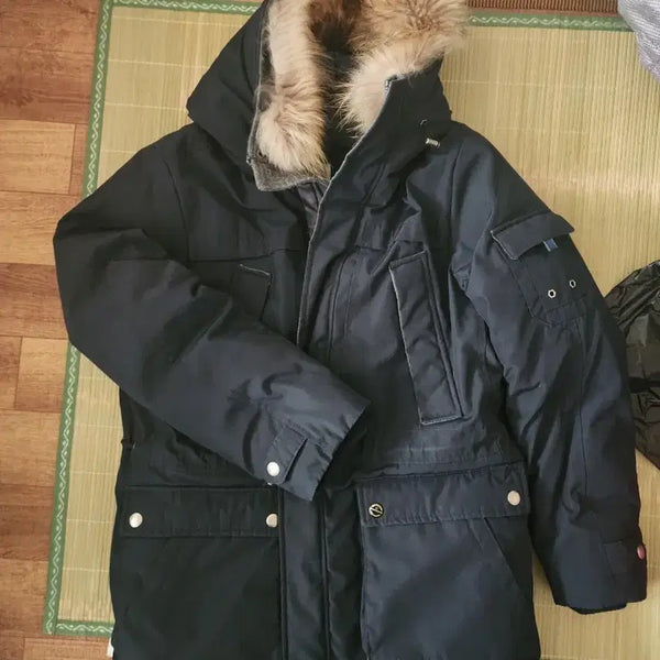 [BUNJANG] Trugen Premium Padding L / 트루젠 프리미엄 패딩 L 가슴둘레 58cm