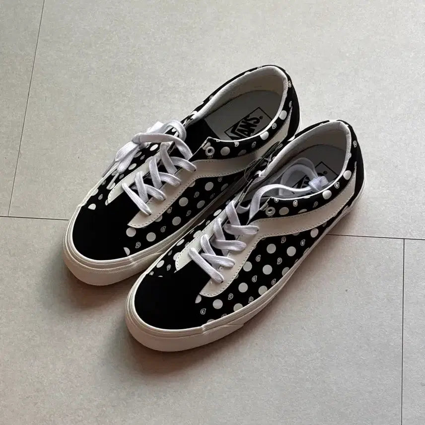 [BUNJANG] Vans Bold Ni Polka Dot Paisley Black Sneakers / 꼼데맛 반스 볼드니 페이즐리 도트 290/새상품