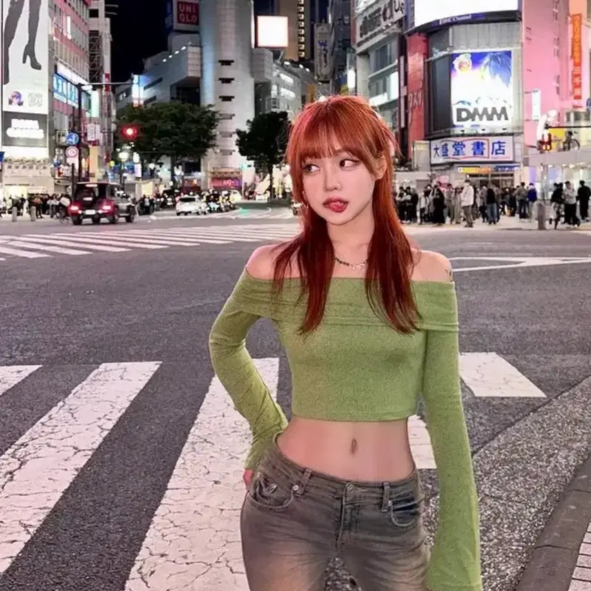 [BUNJANG] Shop Cider Off-Shoulder Flare Sleeve Crop Knit Top / 샵사이다 오프숄더 플레어 슬리브 크롭 니트탑