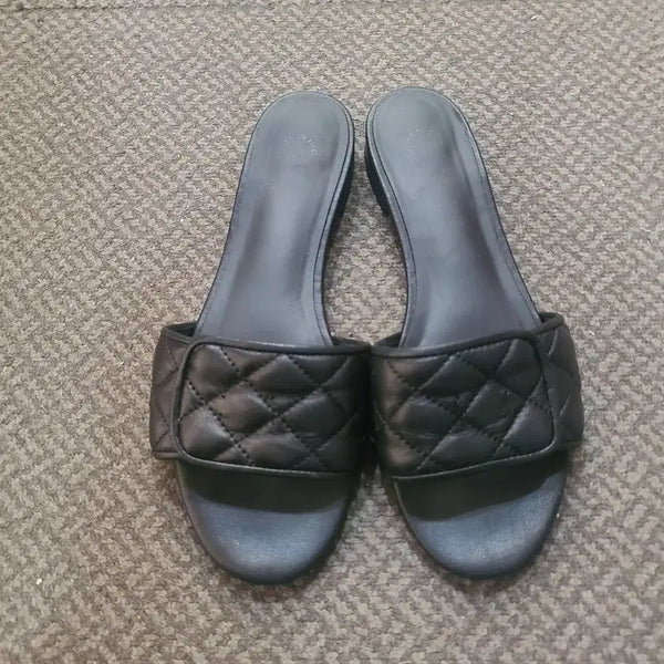 [BUNJANG] Chanel Black Quilted Slippers / 샤넬 블랙 퀼팅 슬리퍼