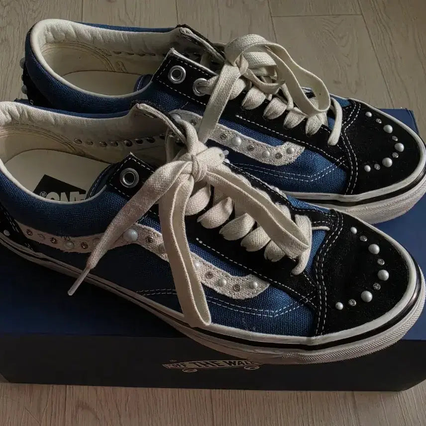 [BUNJANG] Vans LX Old Skool 36 Pearlized Navy Black Sneakers / 반스 LX 올드스쿨 36 펄라이즈드 네이비 블랙 255