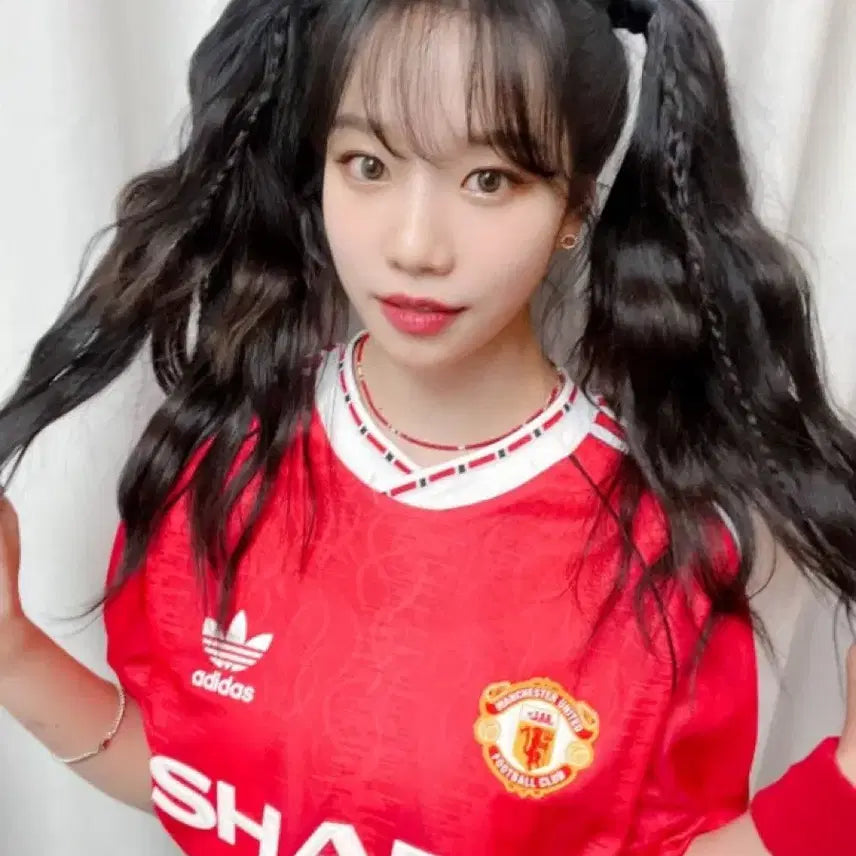 [BUNJANG] Manchester United Retro Jersey (Worn by Jo Yuri) / 맨유 레트로유니폼 (조유리착용)