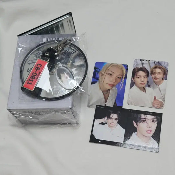[BUNJANG] Stray Kids THIS & THAT Limited Edition Truck Version Album Changbin Lee Know Felix Seungmin I.N Vocal Racha Unit Two-Cut Photocard Mirror Keychain / 스트레이키즈 this&that 디스앤댓 한정반 트럭 버전 개봉 앨범 창빈 리노 필릭스 승민 아이엔 보컬라차 유닛 투컷 2컷 포카 거울 키링