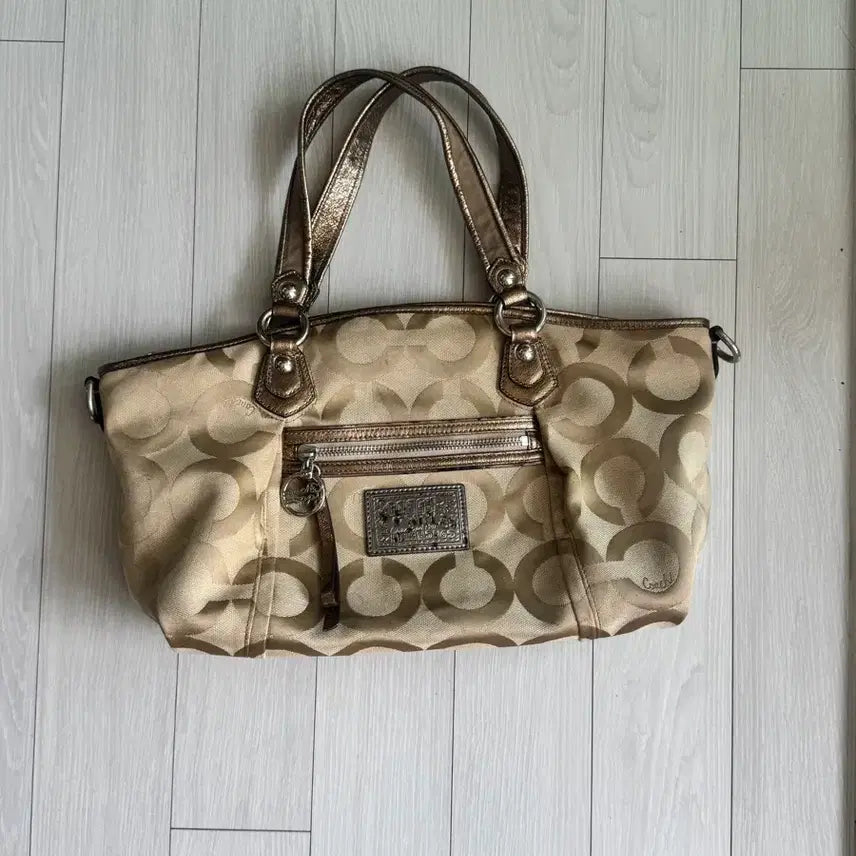 [BUNJANG] Coach Shoulder Bag Beige/Gold / 코치 숄더백 베이지/골드