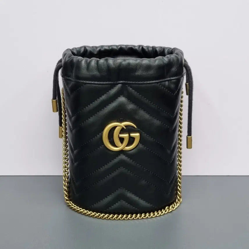 [BUNJANG] Gucci GG Marmont Mini Bucket Bag / 구찌 GG 마몽 미니 버킷백