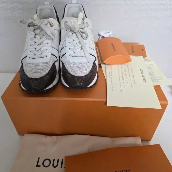 [BUNJANG] Louis Vuitton Run Away Sneakers White/Brown / 루이비통 런어웨이 스니커즈 화이트/브라운 240