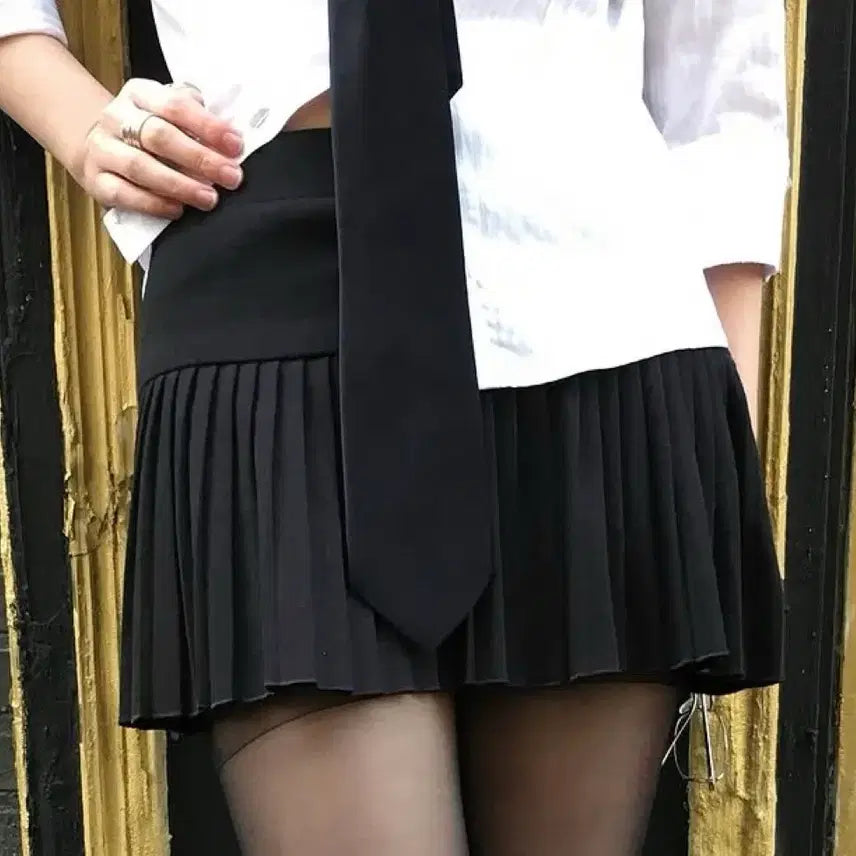 [BUNJANG] GIRLSICON Mini Flare Skirt / 긱시크 미니 플레어 스커트