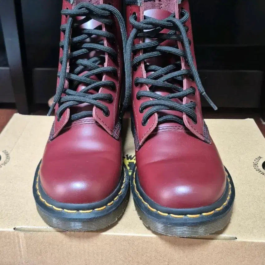 [BUNJANG] Dr. Martens Cherry Red 8-Eyelet Boots UK3 / 닥터마틴 체리레드 8홀 UK3