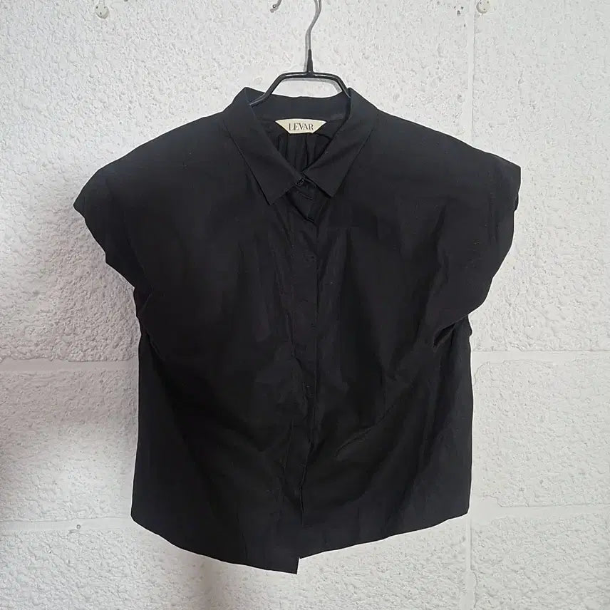 [BUNJANG] LEVAR Short Sleeve Shirt Black / 르바 LEVAR 반팔 셔츠 블랙