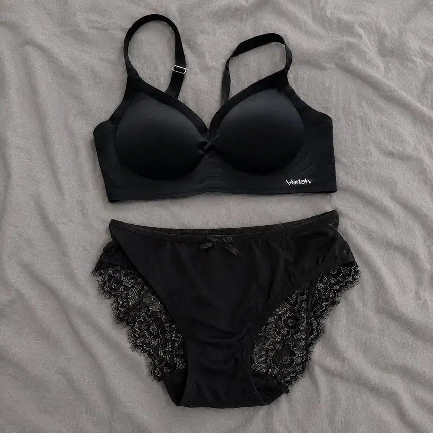 [BUNJANG] Black Lace Bra and Panty Set / 블랙 여자 레이스 브라 팬티 세트 중고 속옷 여성
