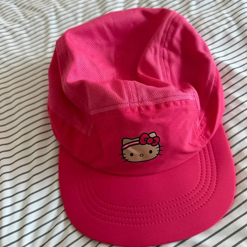 [BUNJANG] Cutie Run Hello Kitty Cap / 큐티런 키티 모자