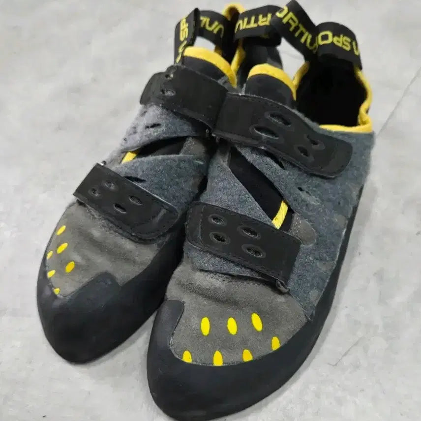 [BUNJANG] La Sportiva Tarantula Carbon Climbing Shoes Yellow Velcro Size 41 / 라스포르티바타란툴러카본옐로우벨크로암벽화41