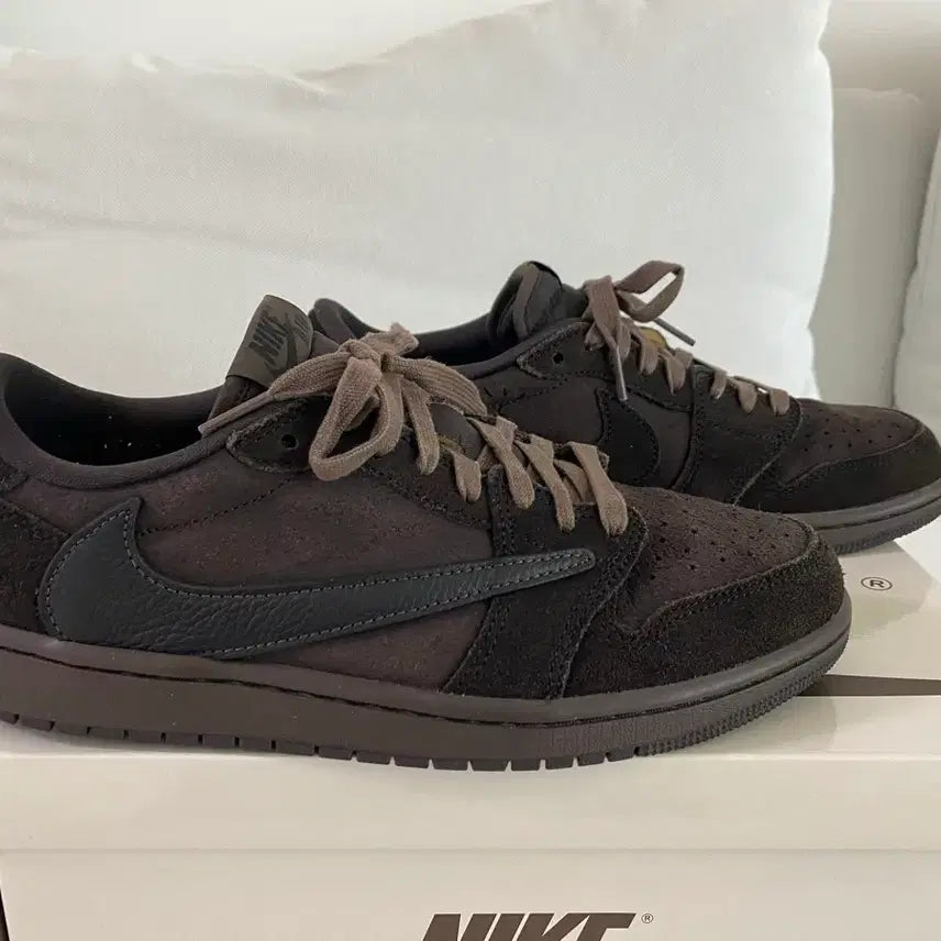 [BUNJANG] Nike Travis Scott Jordan Low Brown US 8.5 / 나이키 트래비스 스캇 조던 로우 브라운 265