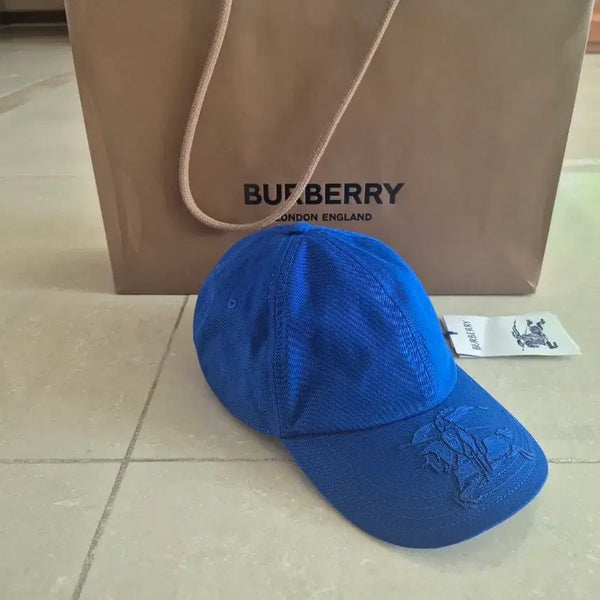 [BUNJANG] Burberry Embroidered Baseball Cap / 새제품 버버리 신상 모자 XL사이즈 판매해요