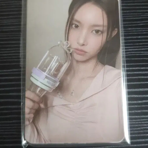 [BUNJANG] ILLIT Official Light Stick Photocard Bundle Set (Sealed) / 아일릿 응원봉 포카 세트 미개봉