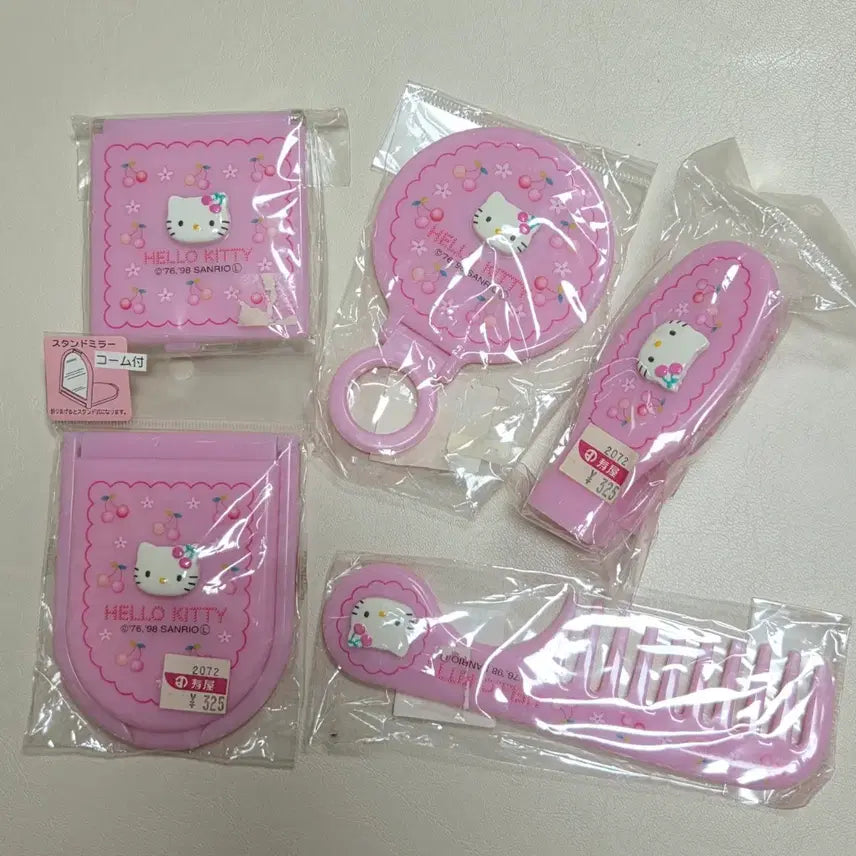 [BUNJANG] Sanrio Classic Kitty "Cherry Kitty" Mirror, Comb, Storage Case / 세트)고전키티 체리키티 거울 빗 보관함 케이스