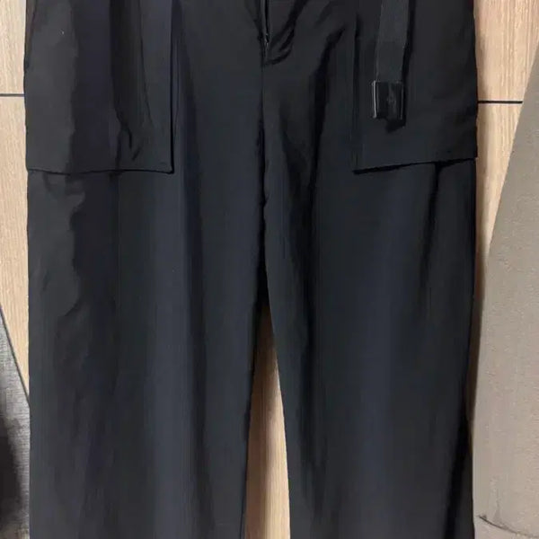 [BUNJANG] Juun.J Belted Semi-Wide Slacks (Size 44) / 준지 벨티드 세미와이드 슬랙스 44