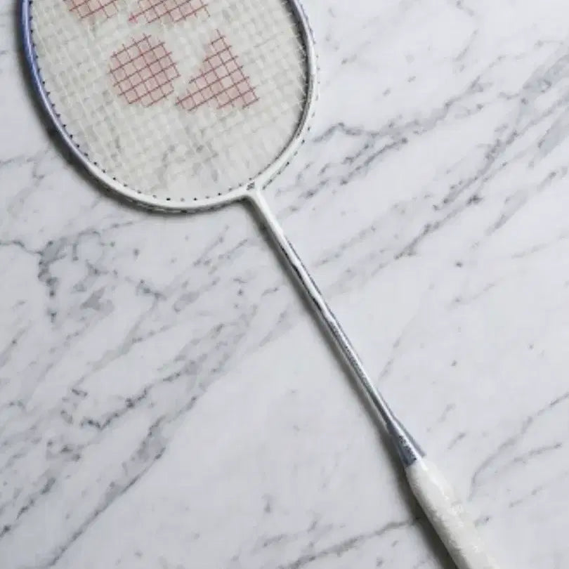 [BUNJANG] Yonex Badminton Racket / 요넥스 배드민턴 라켓 (가격 제시 부탁해요 싸게 파겠습니다)